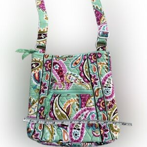 Vera Bradley crossbody purse.